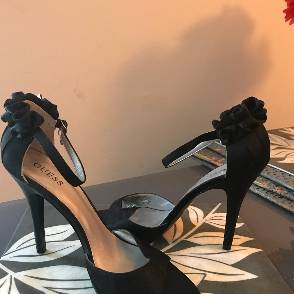 Guess Ruffle Back Evening Shoe - Picture 4 of 4